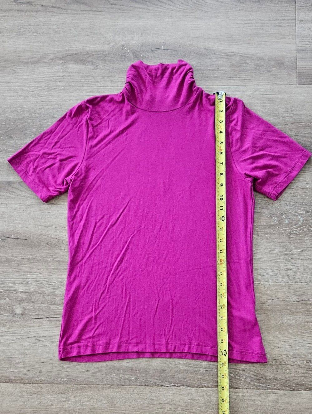 Joseph A. Magenta Short Sleeve Turtleneck Top Size L - Picture 2 of 7